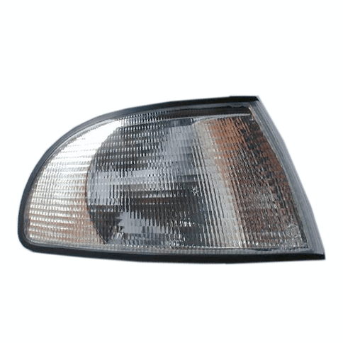 RIGHT FRONT CORNER LIGHT TO SUIT AUDI A4 B5 8/1995–4/1999