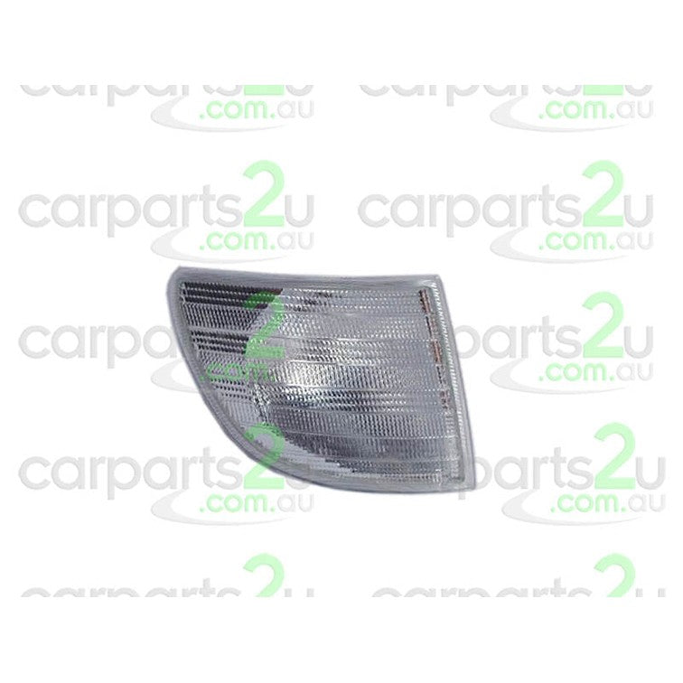 RIGHT FRONT CORNER LIGHT TO SUIT MERCEDES-BENZ VITO VAN W638 VAN 2/1998–4/2004