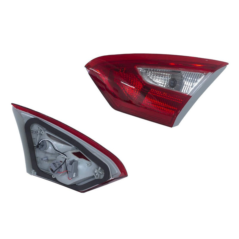 RIGHT TAIL LIGHT TO SUIT FORD FOCUS LW SEDAN 4/2011–8/2015