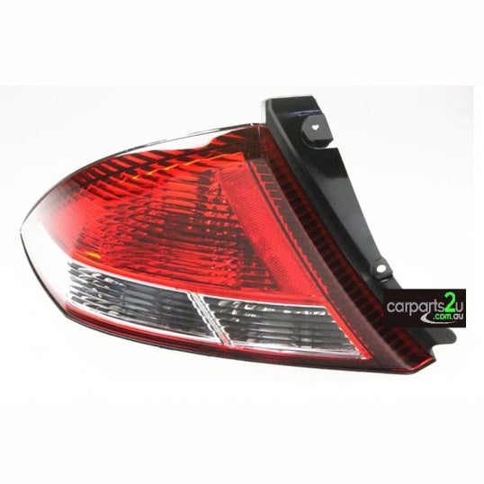 LEFT TAIL LIGHT TO SUIT FORD FALCON AU 2/2000–9/2002