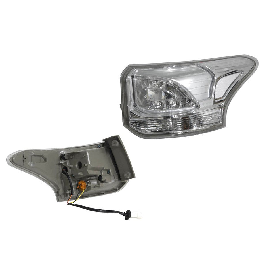 RIGHT TAIL LIGHT TO SUIT MITSUBISHI OUTLANDER ZJ WAGON APSIRE PHEV 11/2012–3/2015