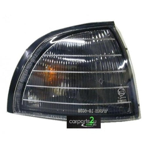 RIGHT FRONT CORNER LIGHT TO SUIT MITSUBISHI MAGNA TE TF TH TJ 4/1996–5/2003