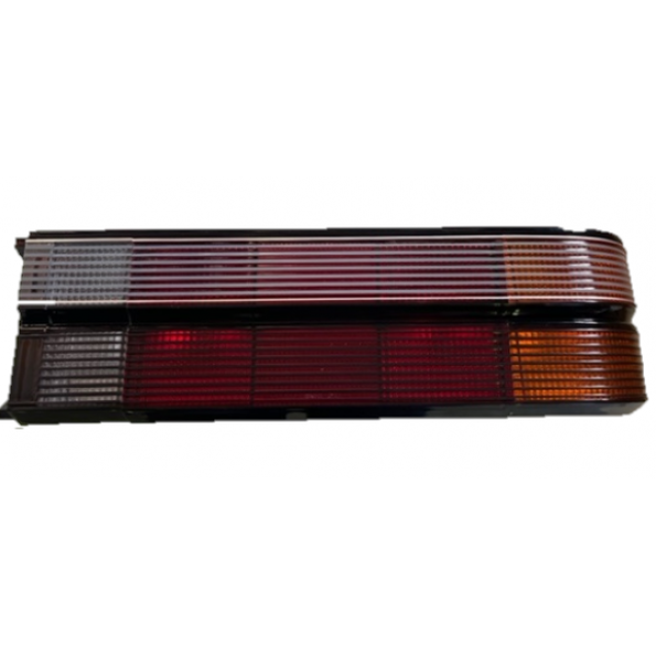 RIGHT TAIL LIGHT TO SUIT HOLDEN COMMODORE VL SEDAN CALAIS 1/1986–7/1988
