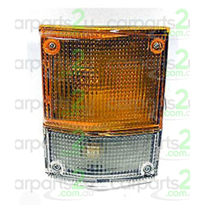RIGHT FRONT CORNER LIGHT TO SUIT TOYOTA COASTER BUS VAN 5/1982–12/1991
