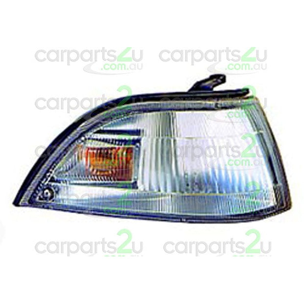 RIGHT FRONT CORNER LIGHT TO SUIT TOYOTA COROLLA AE90 AE92 AE93 6/1989–7/1991
