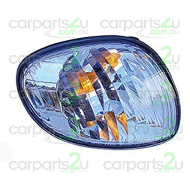 RIGHT FRONT CORNER LIGHT TO SUIT TOYOTA COROLLA AE112 10/1999–10/2001