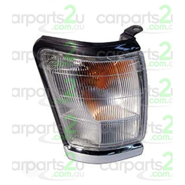 RIGHT FRONT CORNER LIGHT TO SUIT TOYOTA HILUX 2WD 4WD UTILITY 8/1997–9/2001