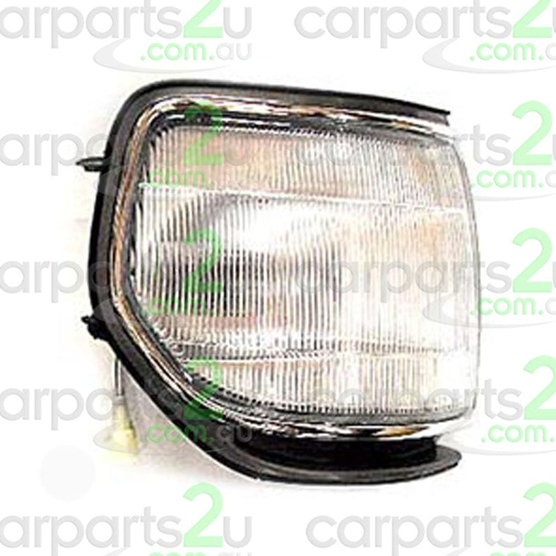 RIGHT FRONT CORNER LIGHT TO SUIT TOYOTA LANDCRUISER 80 SERIES WAGON SAHARA 1/1990–1/1998