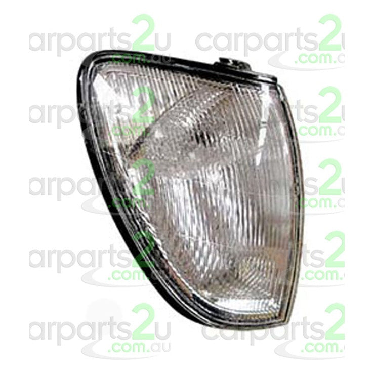 RIGHT FRONT CORNER LIGHT TO SUIT TOYOTA LANDCRUISER 100 SERIES WAGON 1/1998–5/2005