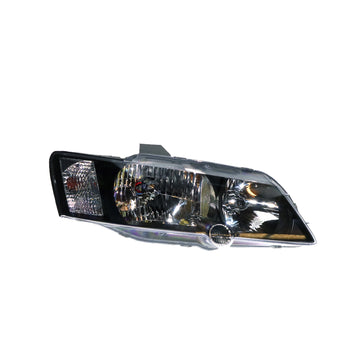 RIGHT HEAD LIGHT TO SUIT HOLDEN COMMODORE VY SV8 SS 9/2002–8/2004