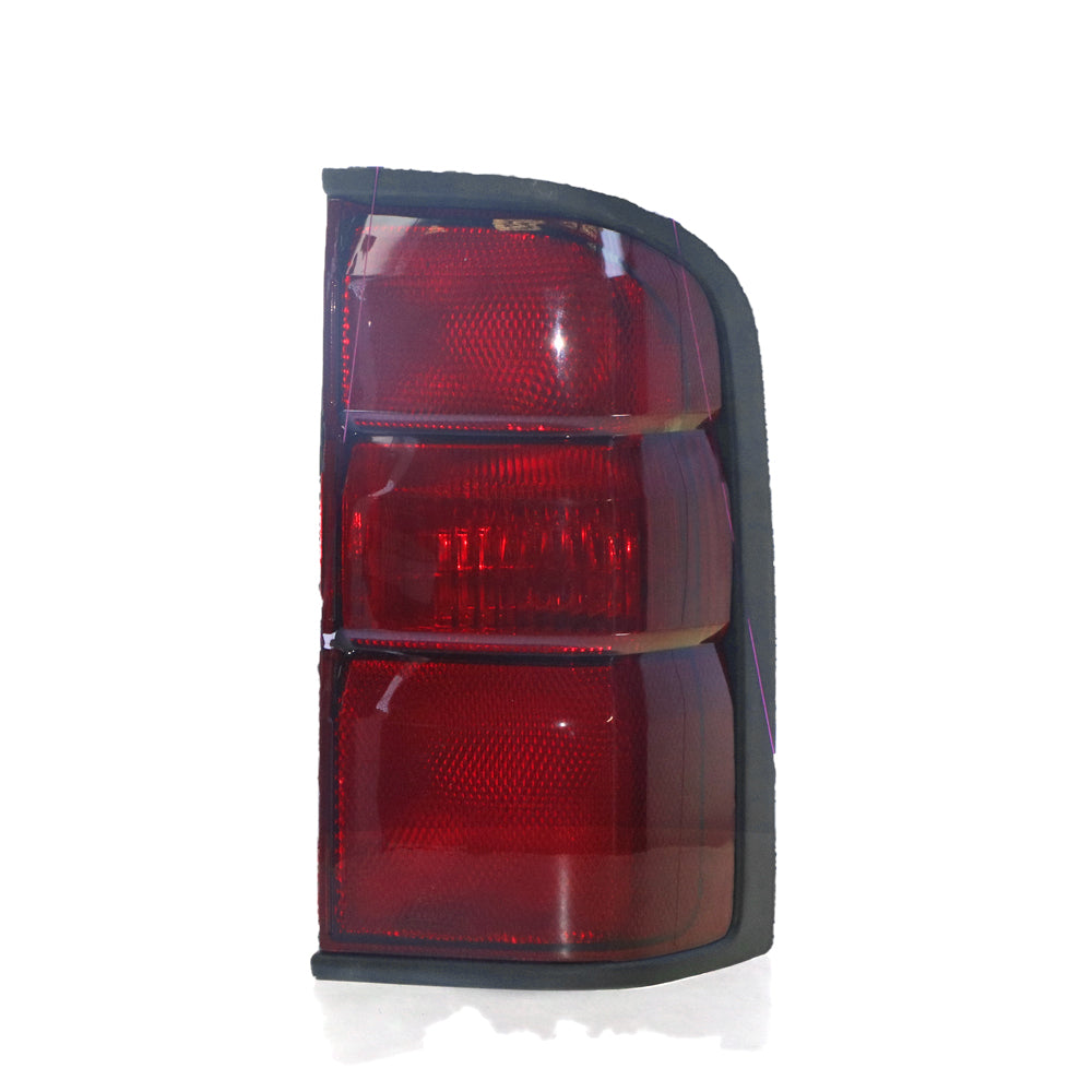 RIGHT TAIL LIGHT TO SUIT NISSAN PATROL GU Y61 WAGON 10/1997–9/2001