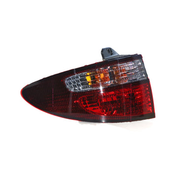 LEFT TAIL LIGHT TO SUIT TOYOTA TARAGO ACR30 WAGON 2/2000–4/2003