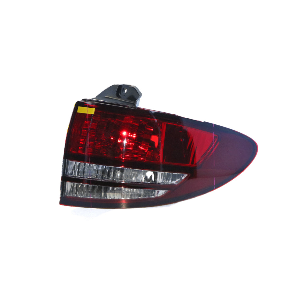 RIGHT TAIL LIGHT TO SUIT TOYOTA TARAGO ACR30 WAGON 4/2003–12/2005
